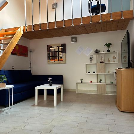 Stylish Loft Trivano Cagliari 2 Beds/2 Bath Exterior foto